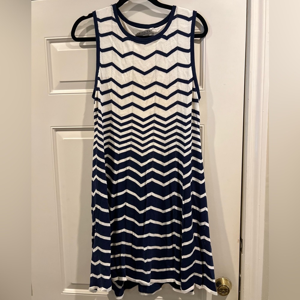 Trina Turk sleeveless slinky dress navy and white zig zag stripes